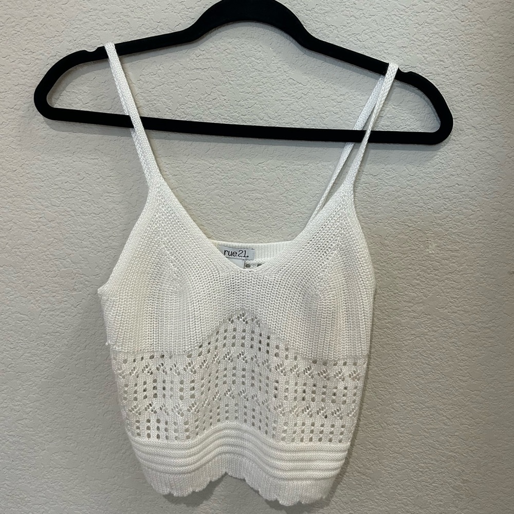 Rue21 White knitted top